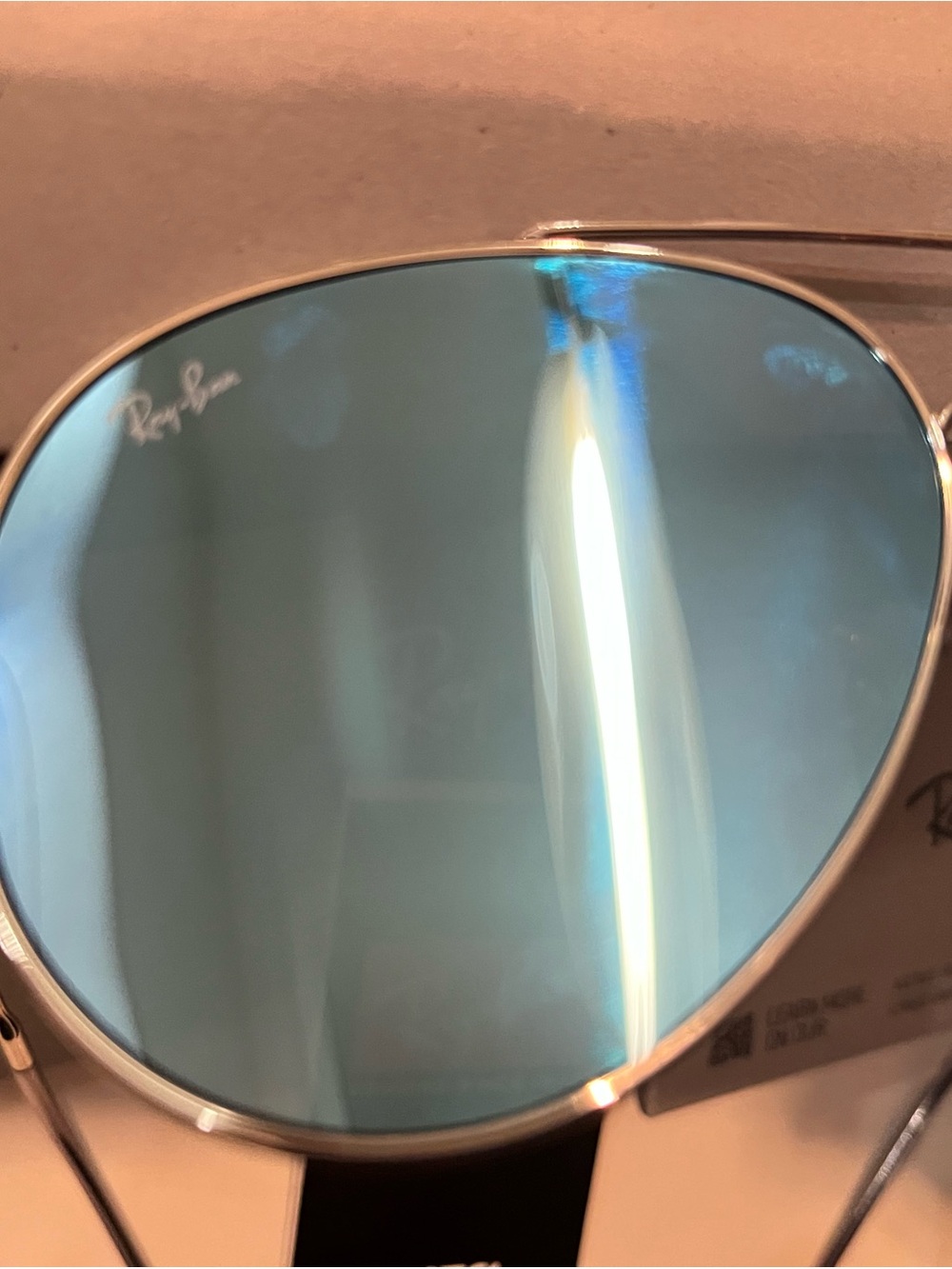 Ray-Ban Aviator Reverse Sunglasses in Silver with Blue Lenses 56mm - Picture 4 of 14